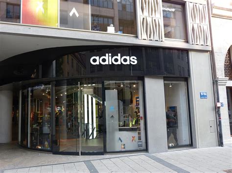 adidas Store – Sendlingerstraße 18, Munich